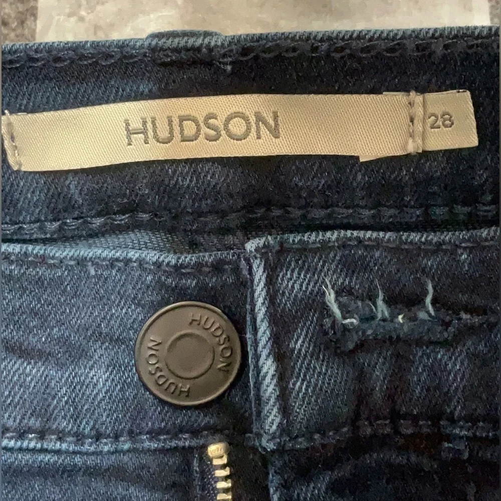 🌙 Hudson Dark Wash Split-Hem Boot cut Jeans – Sculpting Fit – Size 28 - Picture 2 of 8